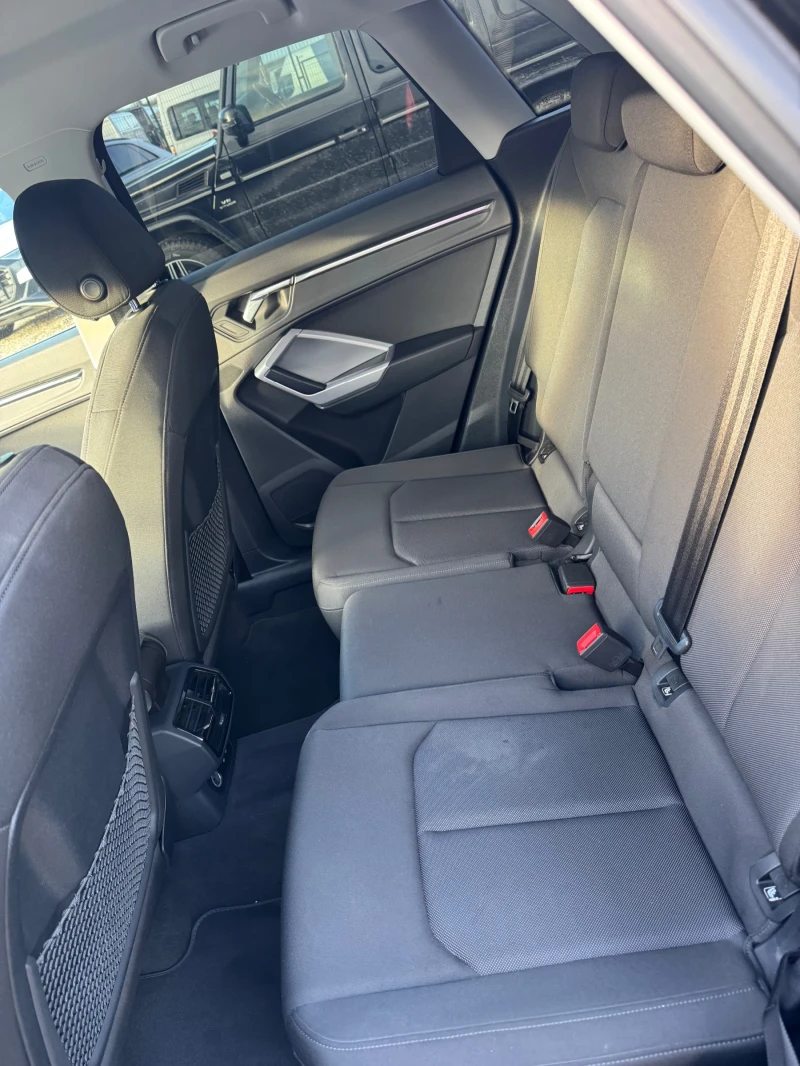 Audi Q3 2.0TDI -150 kc, снимка 6 - Автомобили и джипове - 53051902