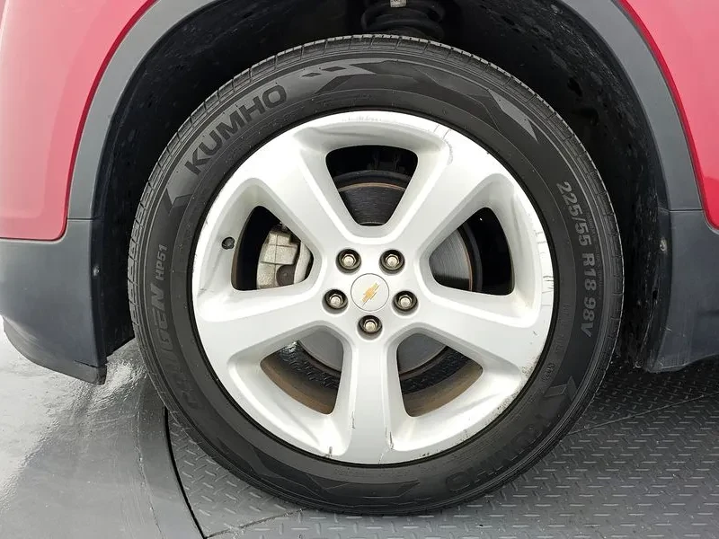 Chevrolet Trax 1.4, снимка 5 - Автомобили и джипове - 54330249