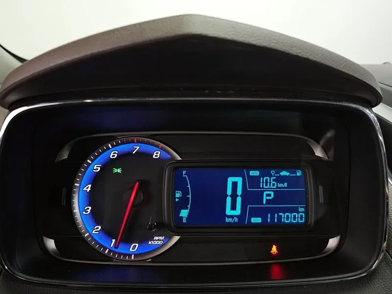 Chevrolet Trax 1.4, снимка 8 - Автомобили и джипове - 54330249