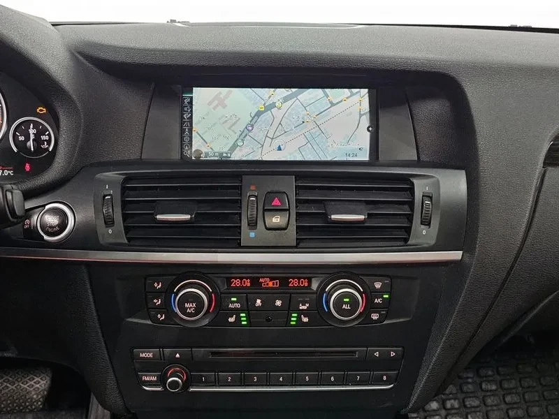 BMW X3 2.0d, снимка 15 - Автомобили и джипове - 54603133