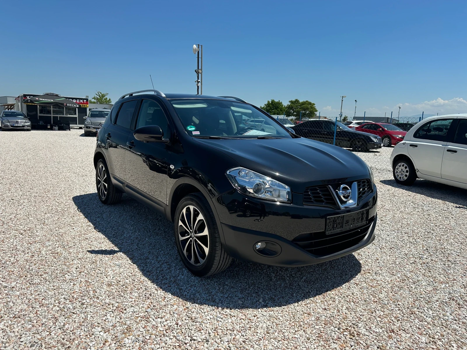 Nissan Qashqai 1.6, НАВИ, ПАНОРАМА, 360 КАМЕРА, ТОП!!! - изображение 8