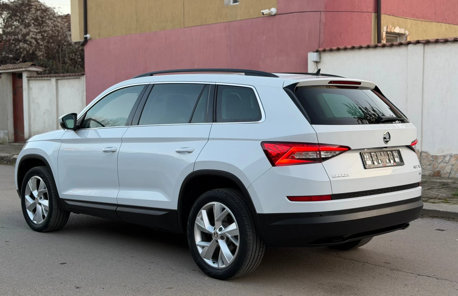 Skoda Kodiaq 2.0 TDI CR SPORT LINE 4X4 Внос Швейцария - изображение 4