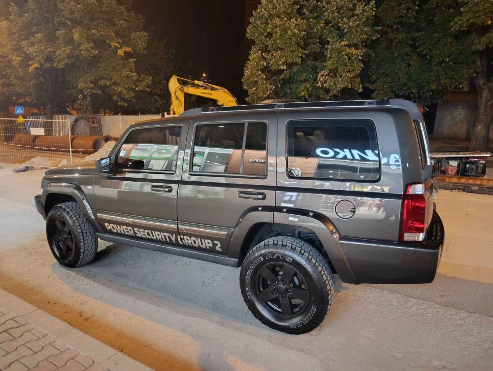 Jeep Commander 3.0d. БАРТЕР, снимка 2 - Автомобили и джипове - 52941187