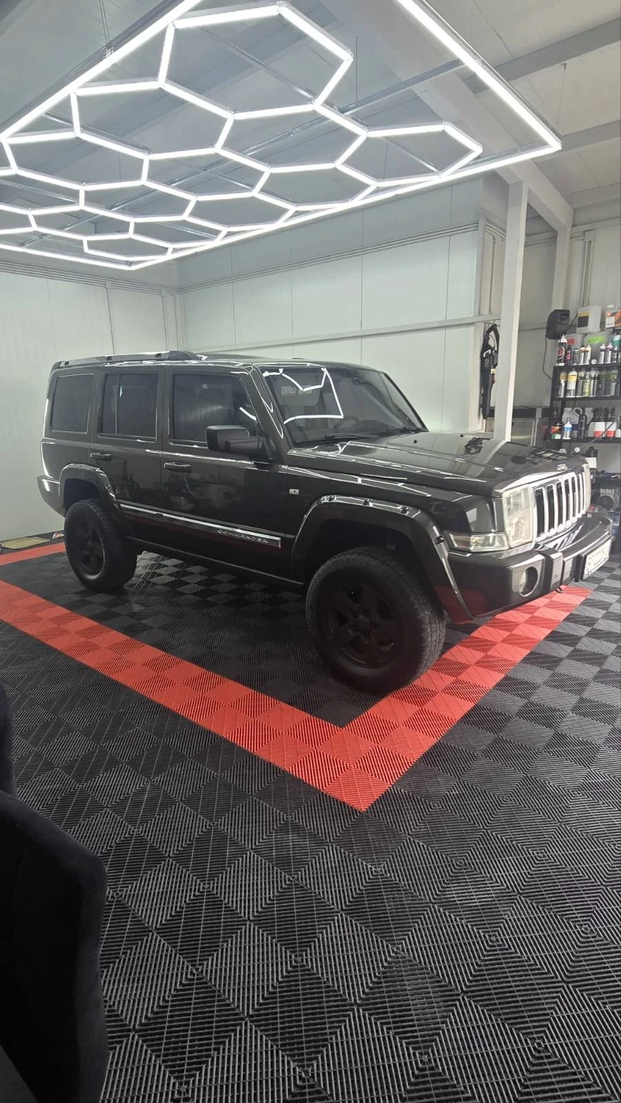 Jeep Commander 3.0 v8 - изображение 2