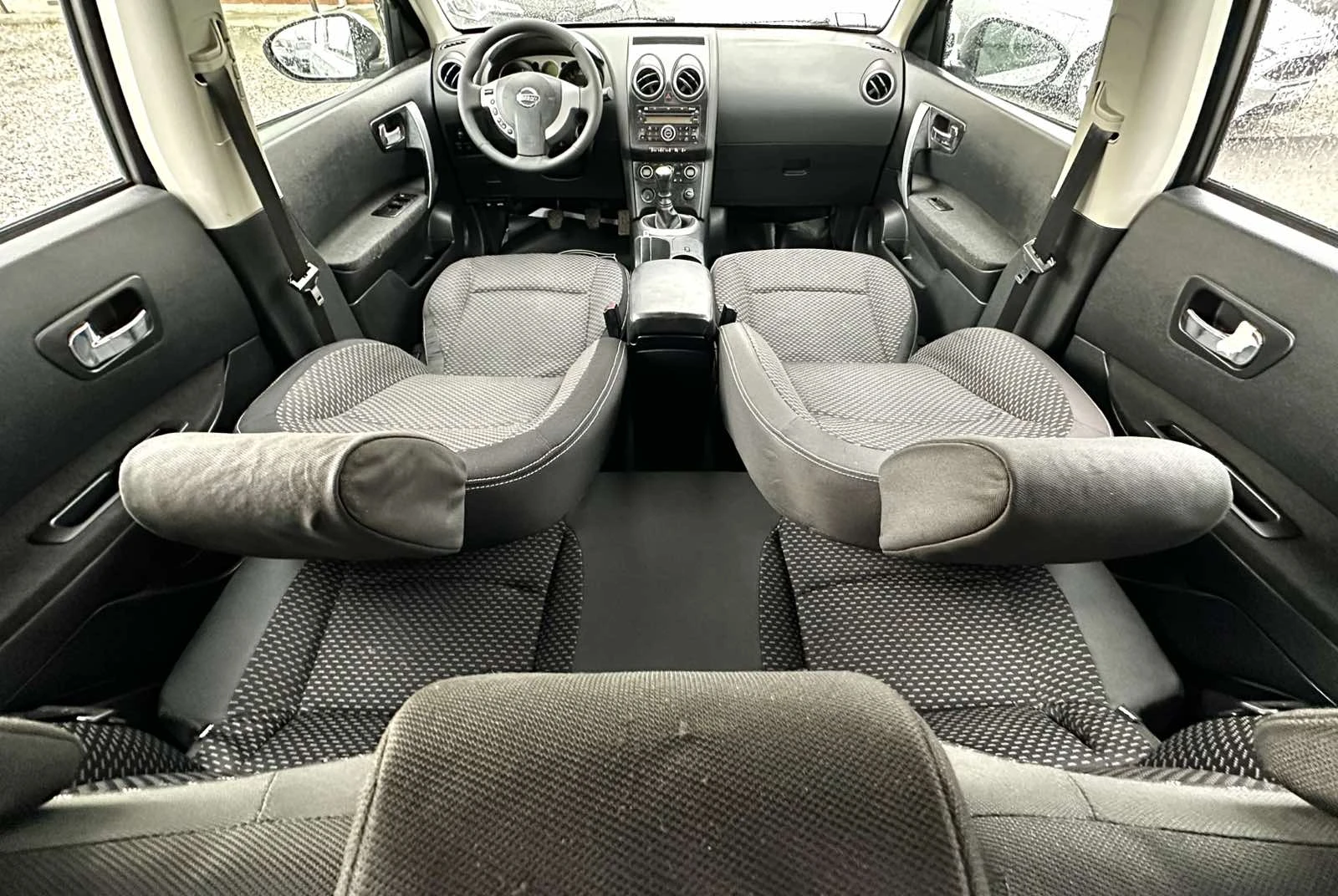 Nissan Qashqai 1.5DCI 106HP EURO4, снимка 9 - Автомобили и джипове - 53721809