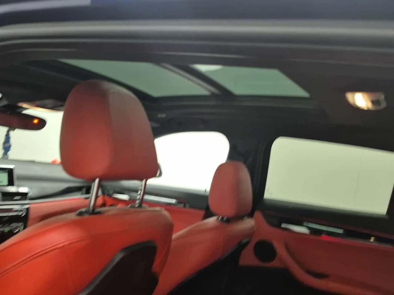 BMW X2  | XDRIVE28I | RED INT | PANORAMA | , снимка 14 - Автомобили и джипове - 54134448