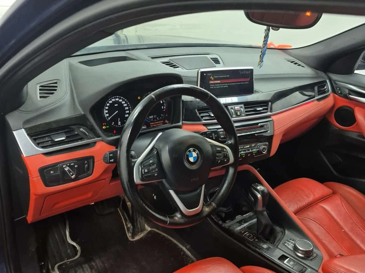 BMW X2  | XDRIVE28I | RED INT | PANORAMA | , снимка 10 - Автомобили и джипове - 54134448