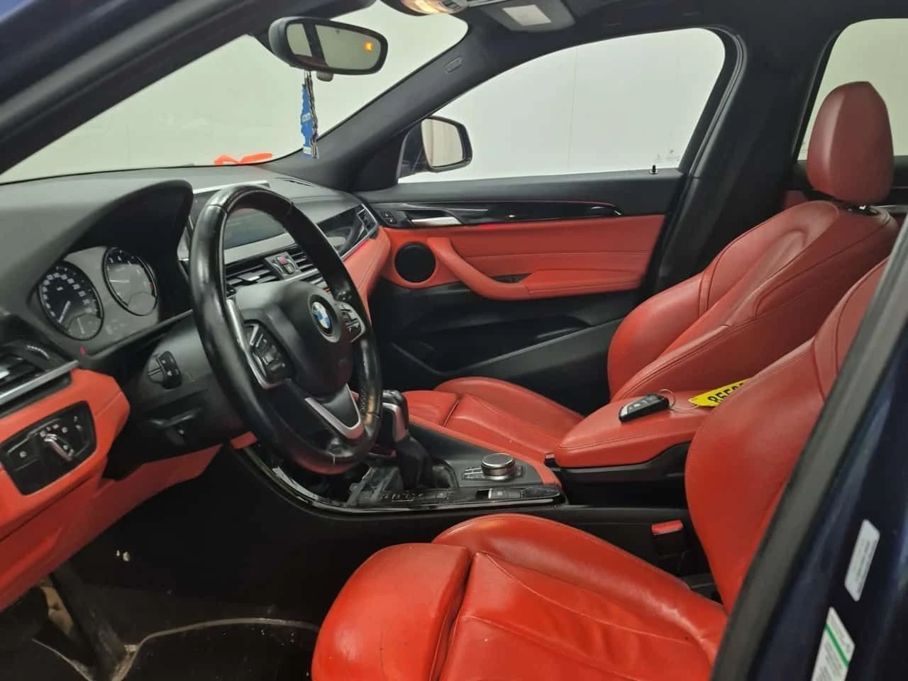 BMW X2  | XDRIVE28I | RED INT | PANORAMA | , снимка 9 - Автомобили и джипове - 54134448