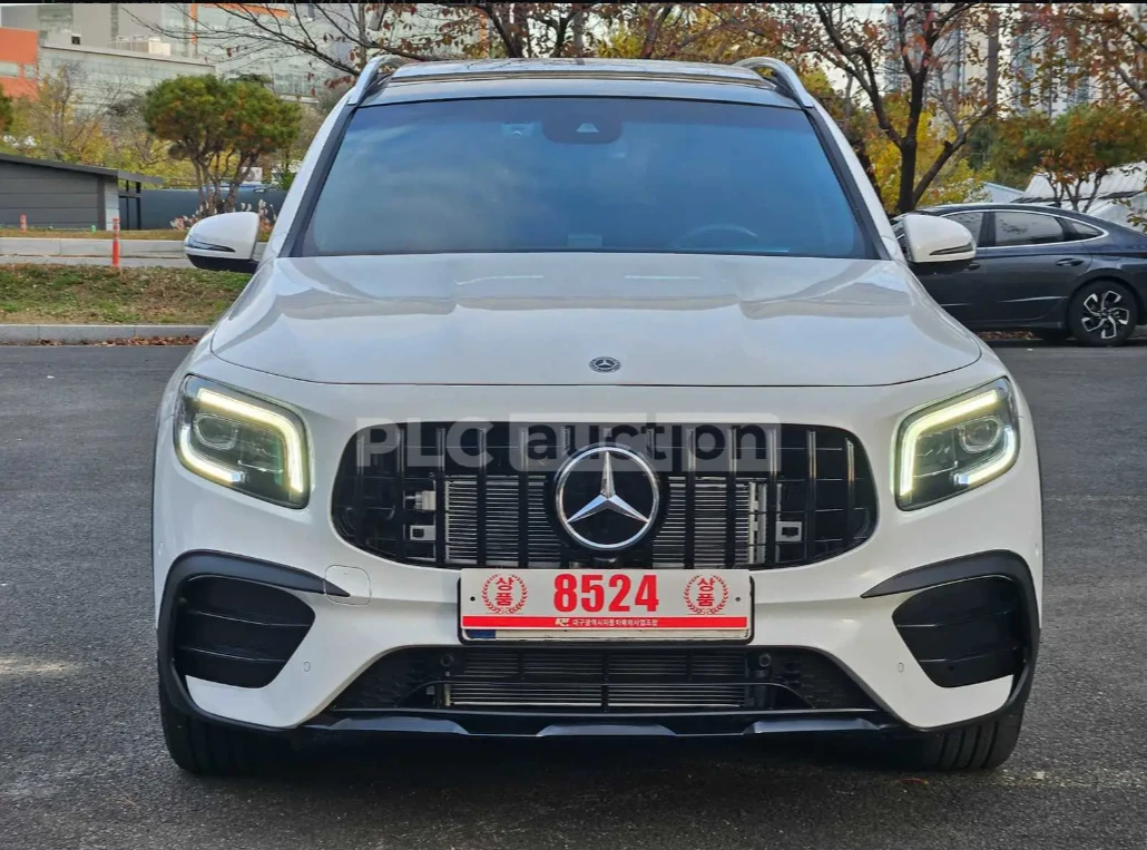 Mercedes-Benz GLB 250 4MATIC* AMG LINE, снимка 2 - Автомобили и джипове - 54224542