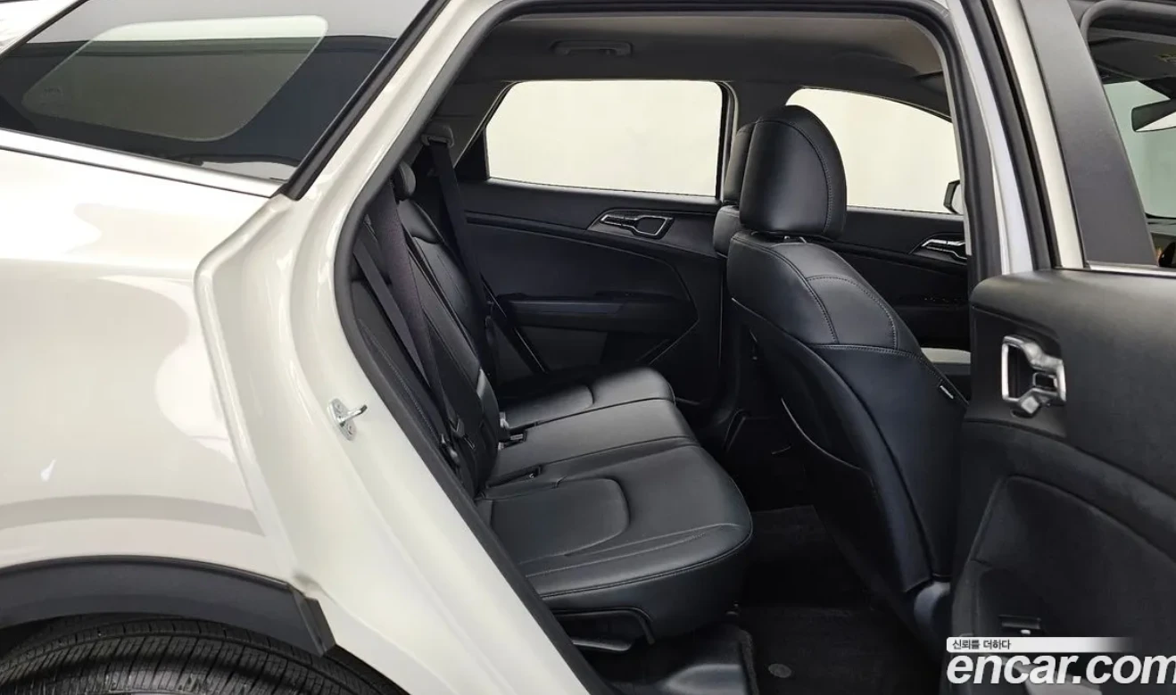 Kia Sportage, снимка 17 - Автомобили и джипове - 54493721