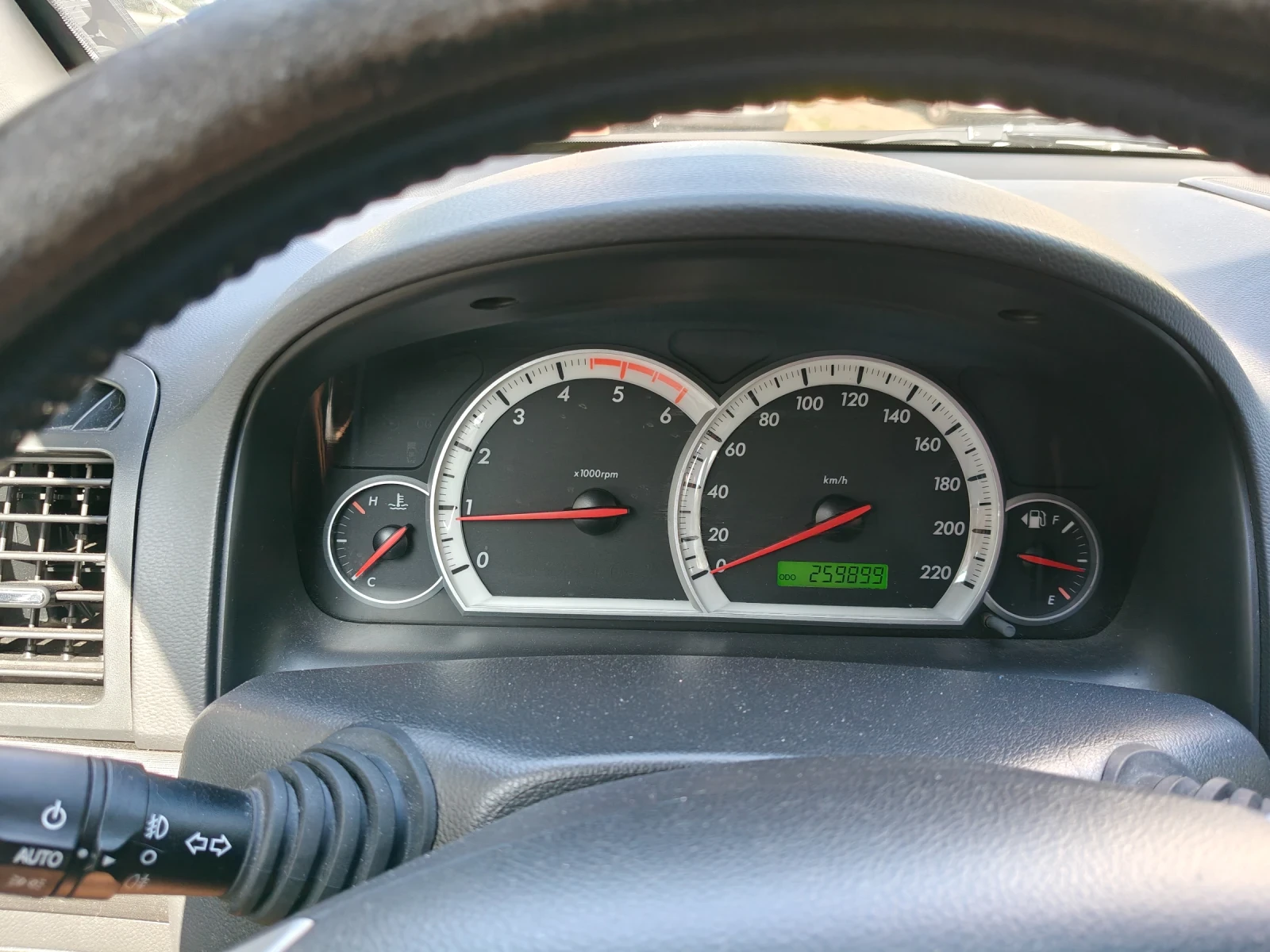 Chevrolet Captiva 2.0 VCDI 4x4 кожа навигация, снимка 10 - Автомобили и джипове - 55510986