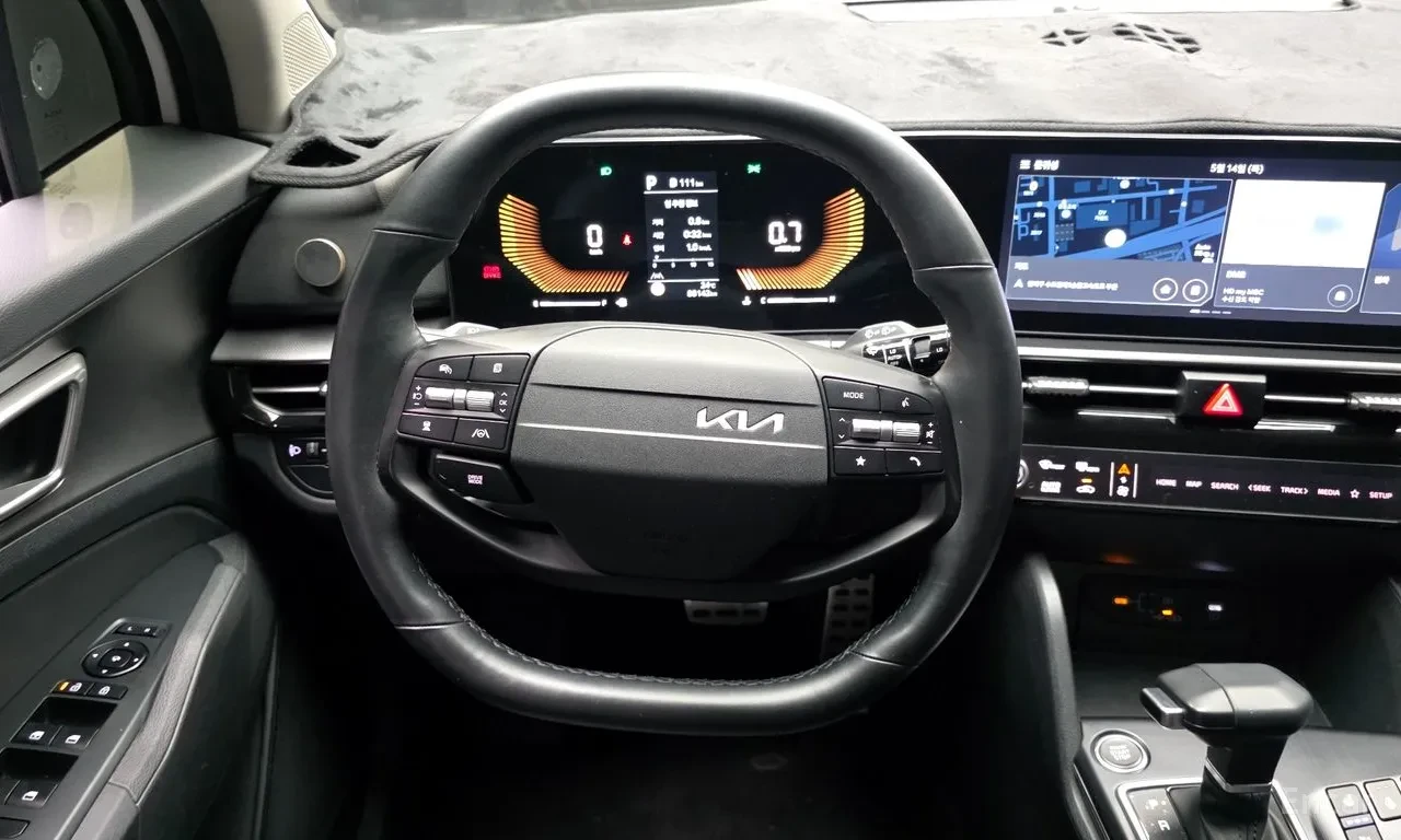 Kia Sportage LPG 2.0* ФАБРИЧНА ГАЗ, снимка 10 - Автомобили и джипове - 55539519