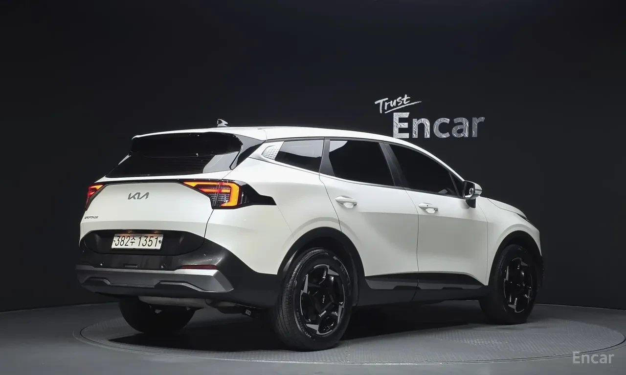 Kia Sportage LPG 2.0* ФАБРИЧНА ГАЗ, снимка 2 - Автомобили и джипове - 55539519