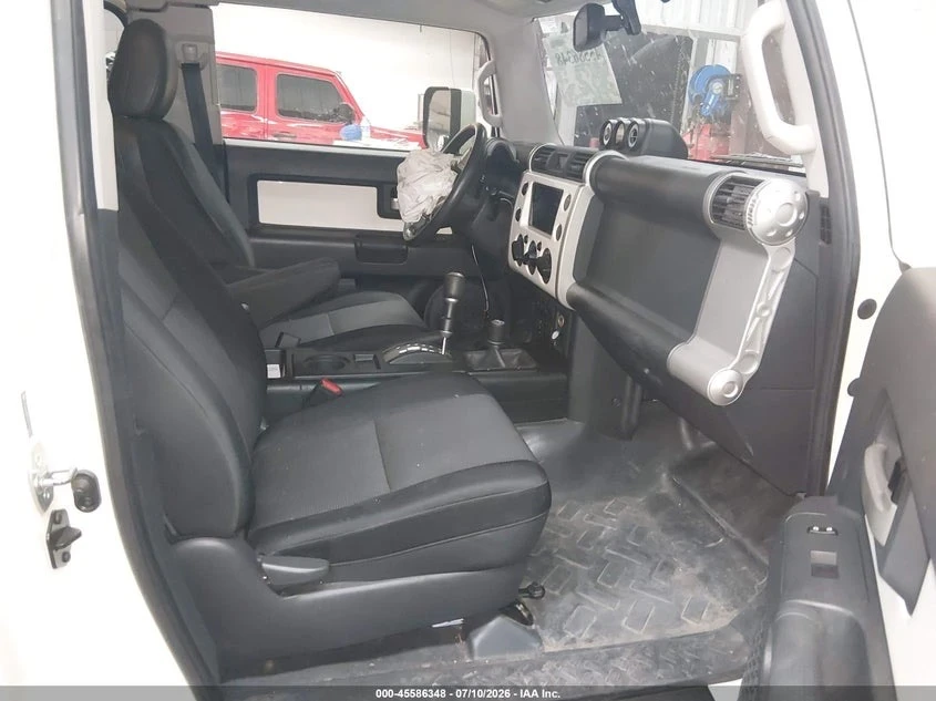 Toyota Fj cruiser 2014 FJ Cruiser 4x4 | Mobile.bg � ����������� 5