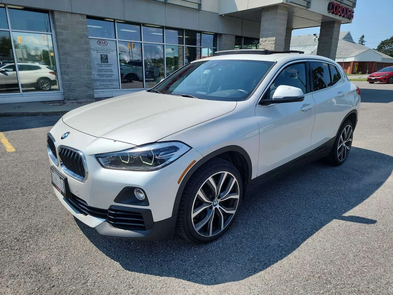 BMW X2  xDrive28i * CARFAX * БЕЗ ПЪРВОНАЧАЛНА ВНОСКА