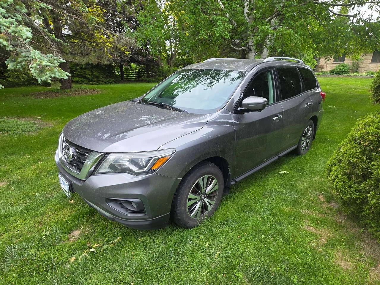 Nissan Pathfinder SL