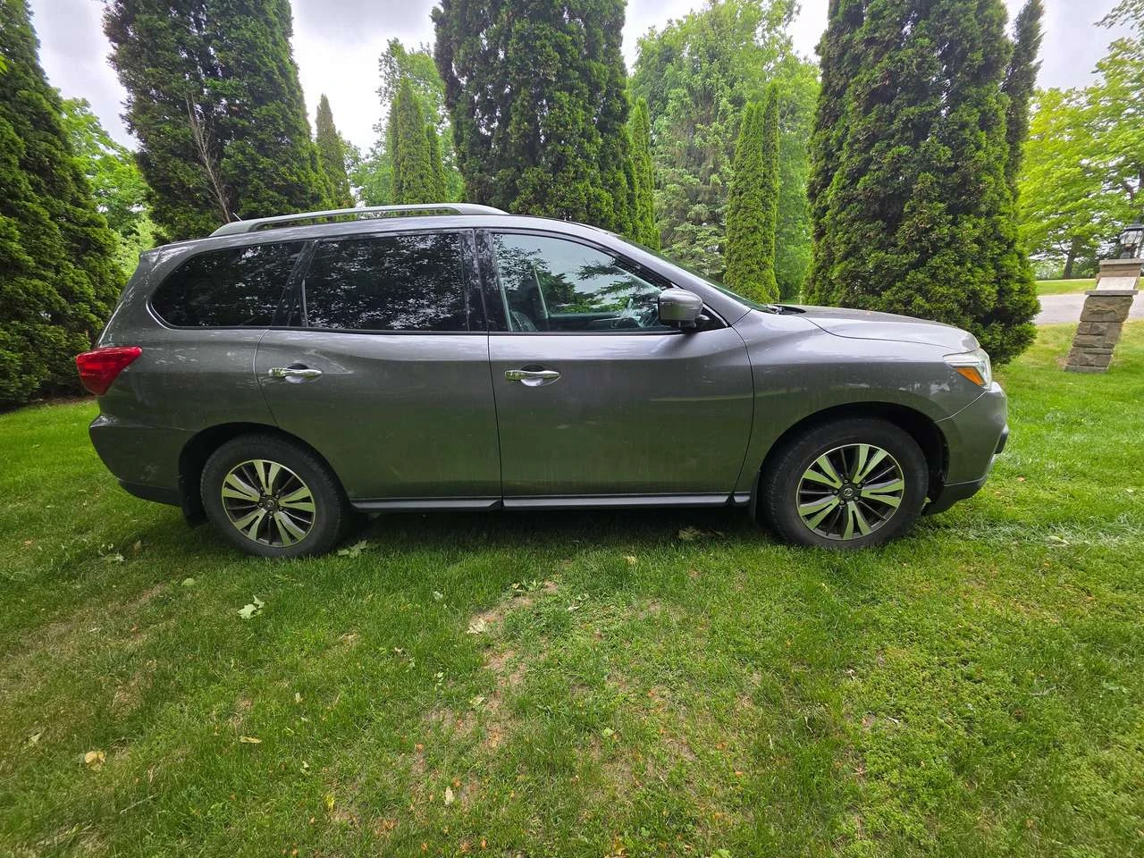 Nissan Pathfinder SL, снимка 5 - Автомобили и джипове - 56434403