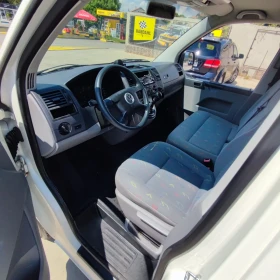 VW Caravelle 2 .5TDI* 131кс* КЛИМАТИК* , снимка 8