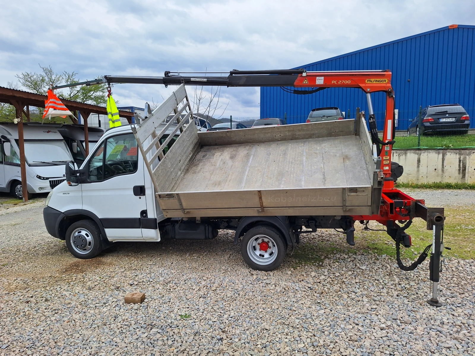 Iveco 35c15 до3, 5т.САМОСВАЛ С КРАН 1.7т ШВЕЙЦАРИЯ.6.m.стрела - изображение 3