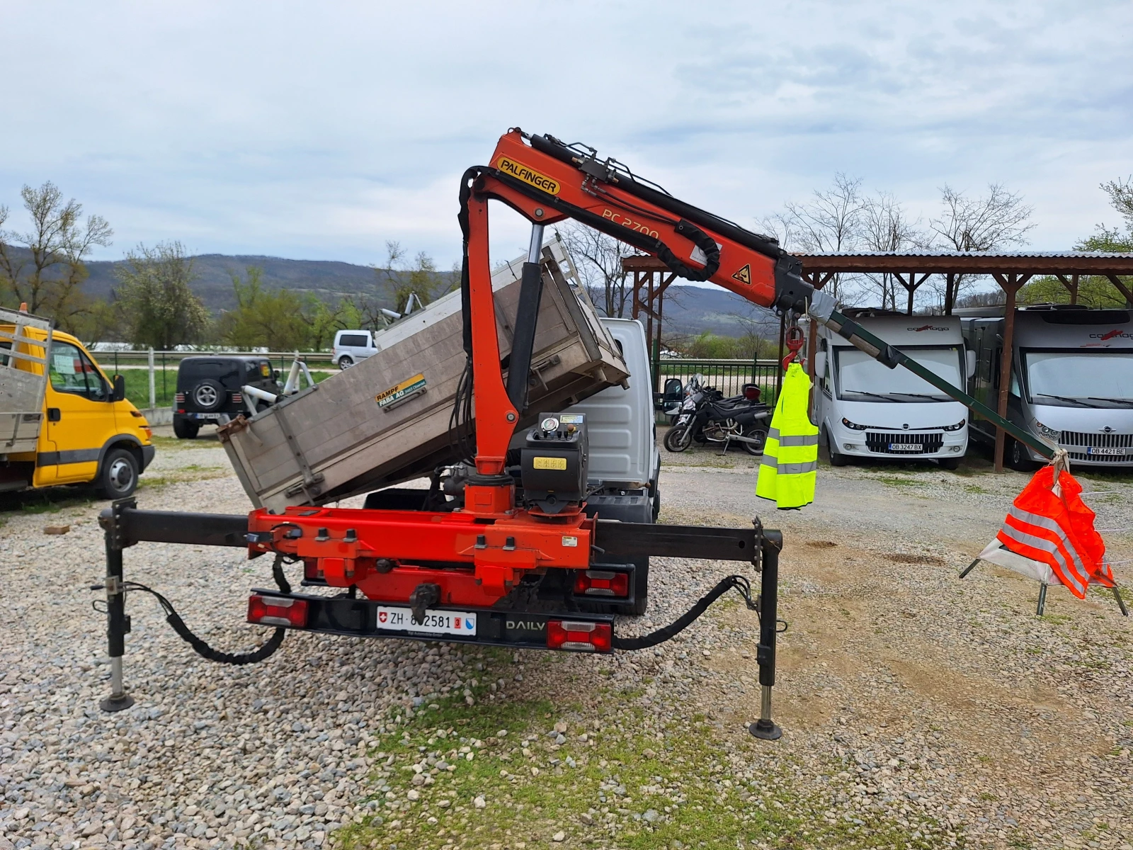 Iveco 35c15 до3, 5т.САМОСВАЛ С КРАН 1.7т ШВЕЙЦАРИЯ.6.m.стрела - изображение 8