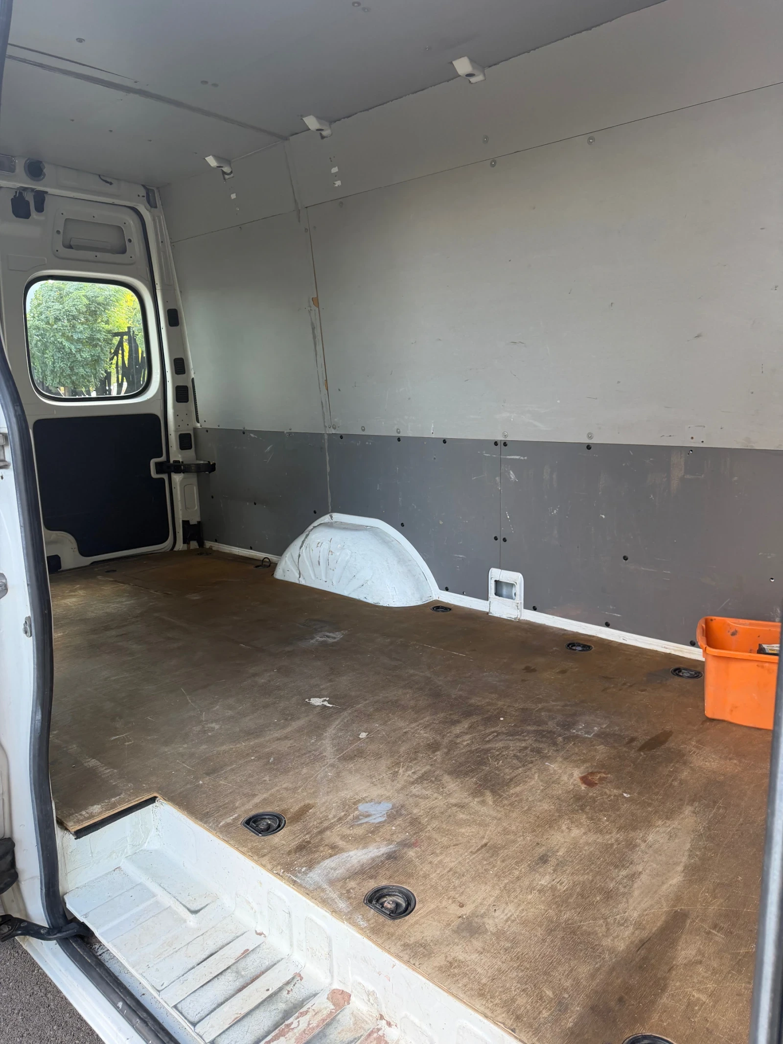 Hyundai H350 MAXI, снимка 9 - Бусове и автобуси - 56299664