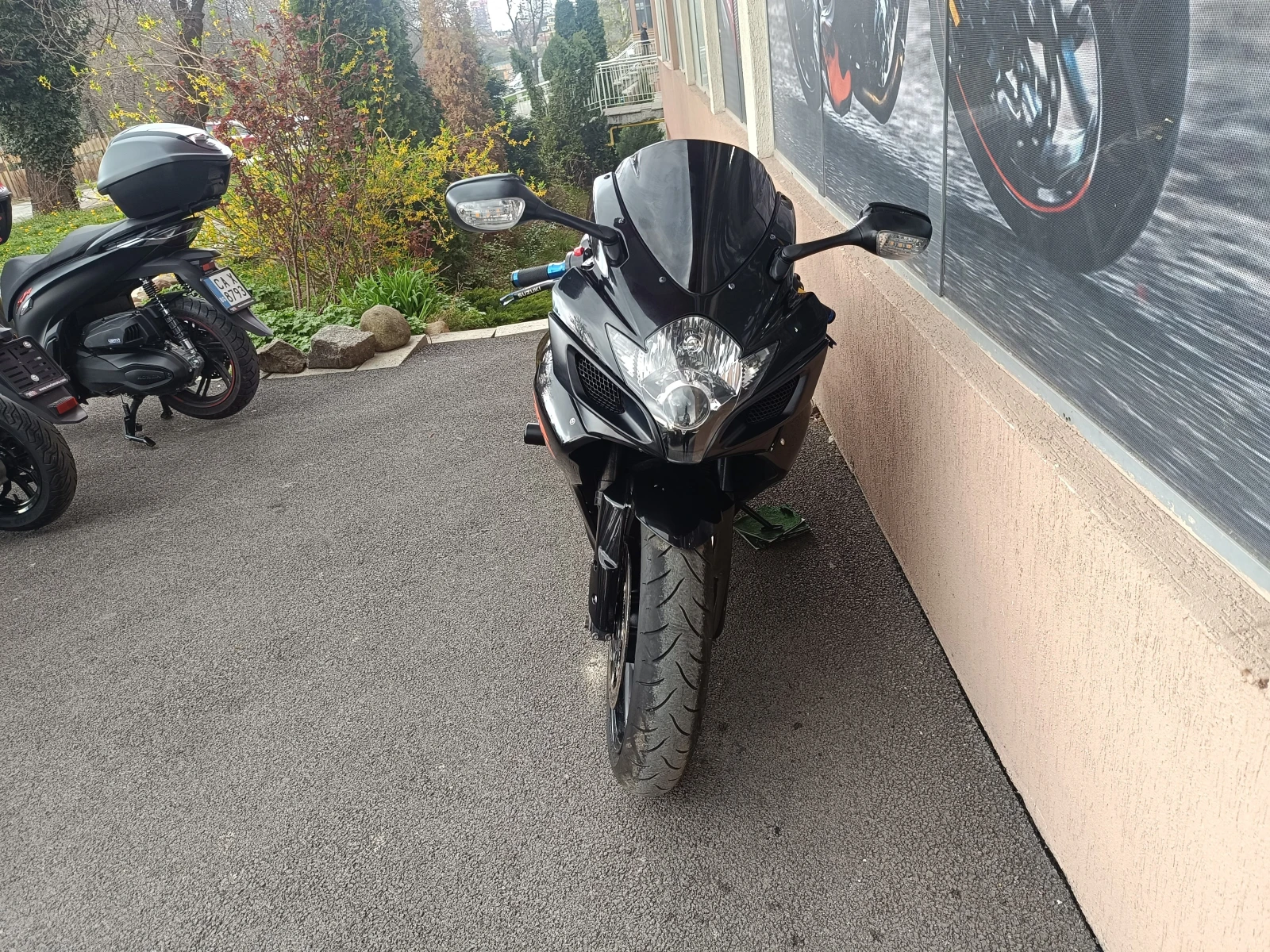 Suzuki Gsxr 750 - изображение 5