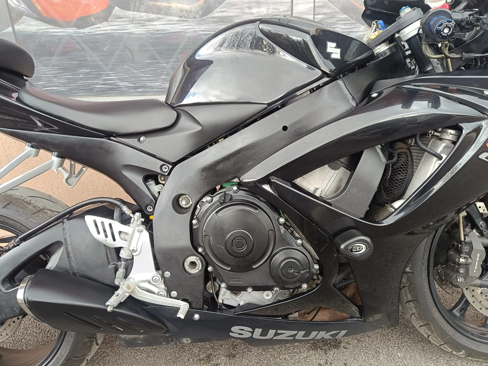 Suzuki Gsxr 750 - изображение 7