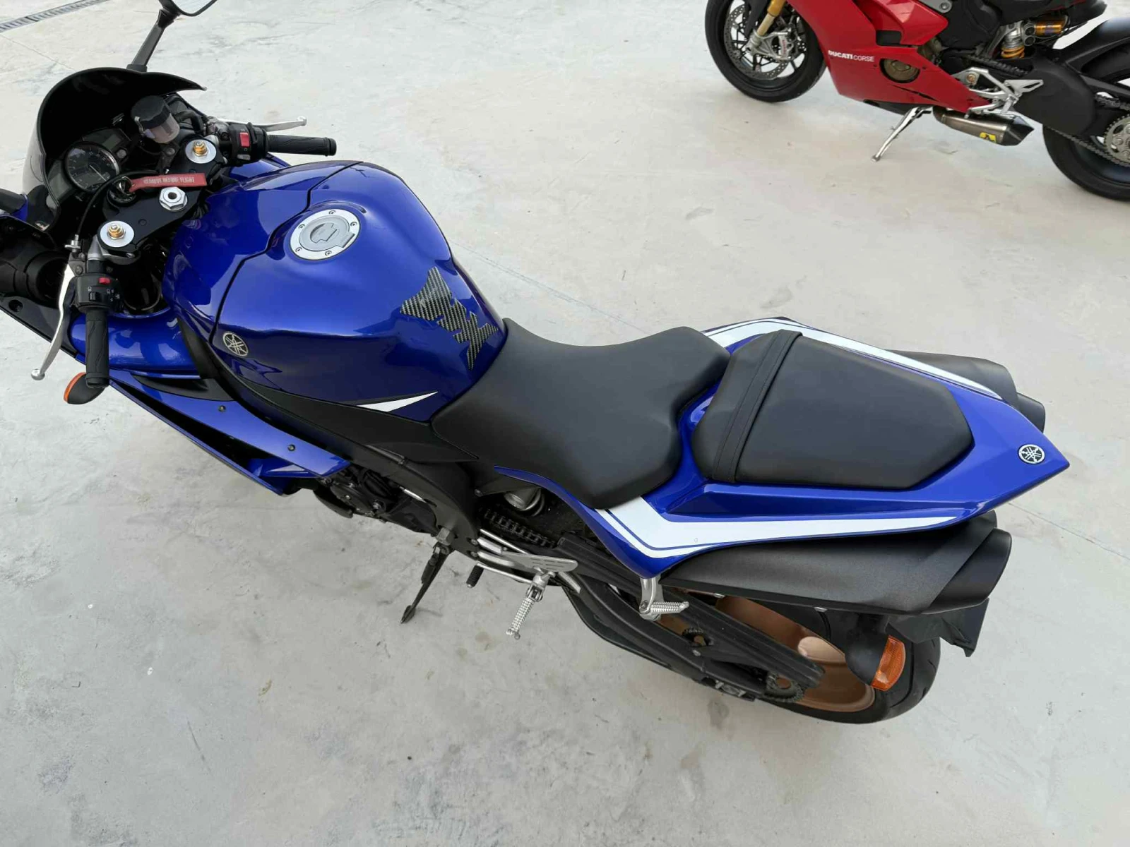 Yamaha YZF-R1  - изображение 5