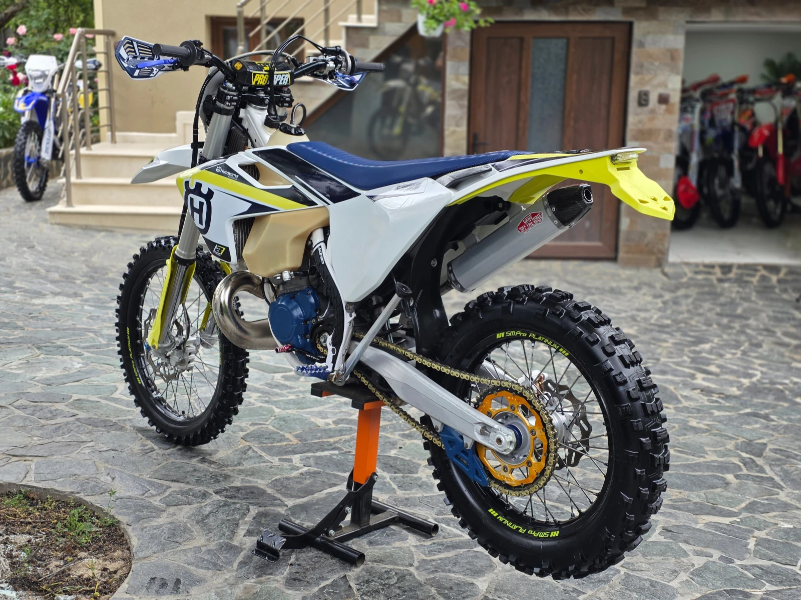 Husqvarna TE 300💥ЛИЗИНГ💥, снимка 9 - Мотоциклети и мототехника - 54738163