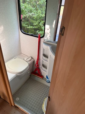  Adria Unica 502 DK | Mobile.bg    13