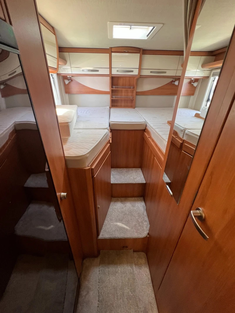 Кемпер HYMER / ERIBA MLT 580 SAT  АВТОМАТИК КЛИМАТИК, снимка 11 - Каравани и кемпери - 50710172