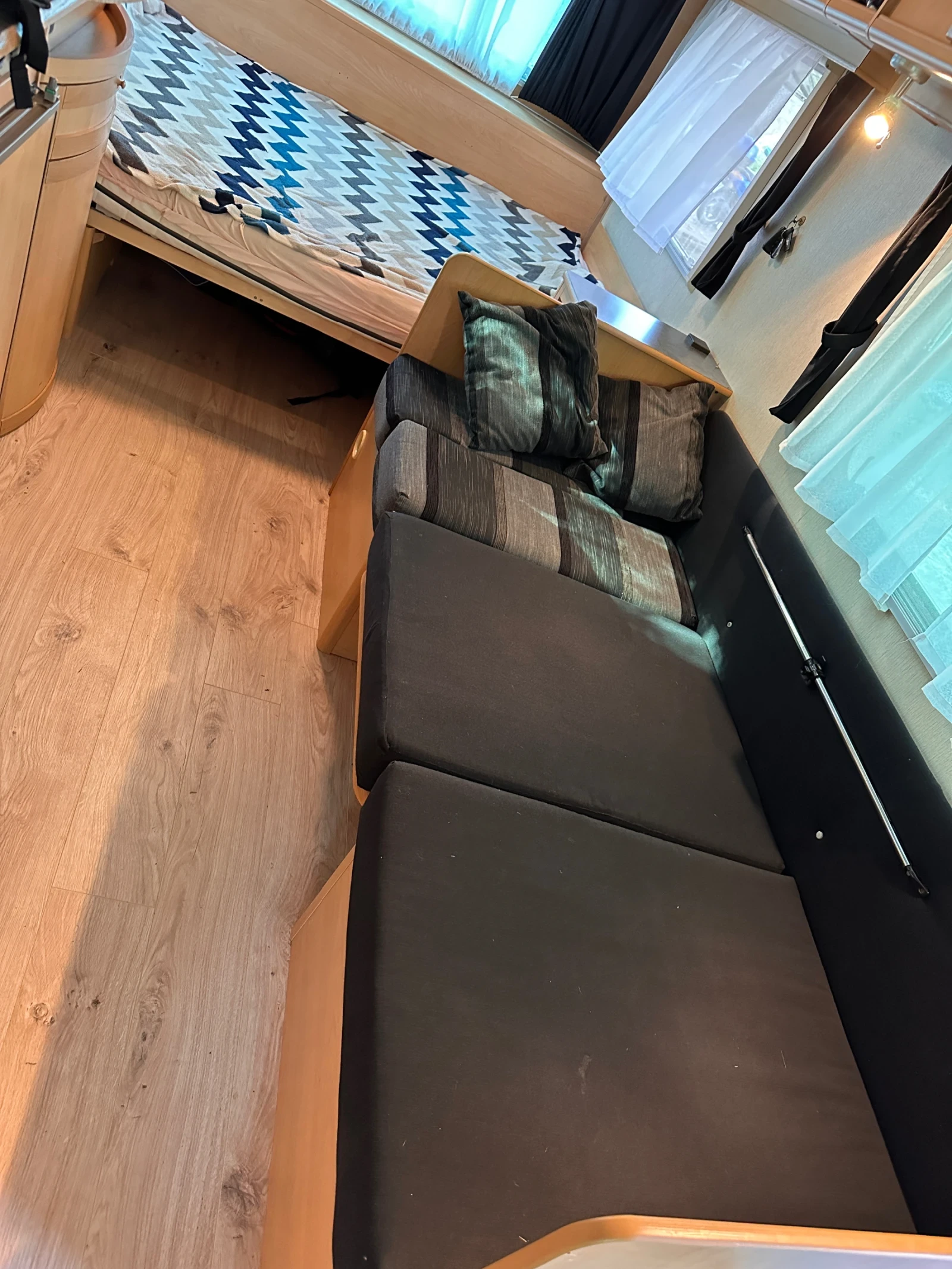 Каравана Adria Unica 502 DK - изображение 8