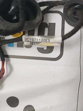 Инсталация за врата предна лява Фолксваген , снимка 2 - Части - 53361957