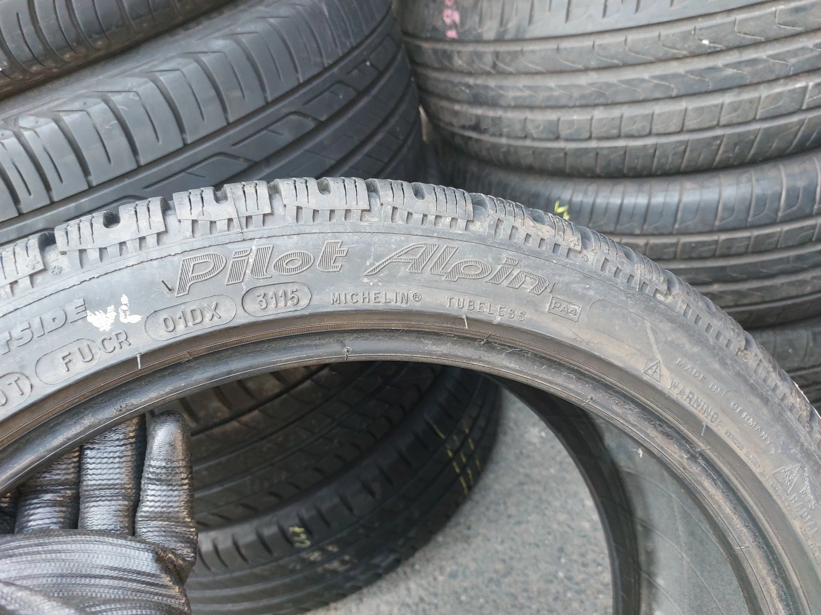  225/40R18 | Mobile.bg   7