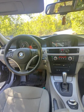 BMW 320, снимка 11