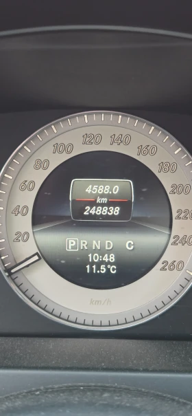 Mercedes-Benz C 220, снимка 7