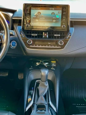 Toyota Corolla Luxury , снимка 12