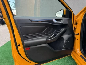 Ford Focus ST Hatchback 2.3i EcoBoost, снимка 9