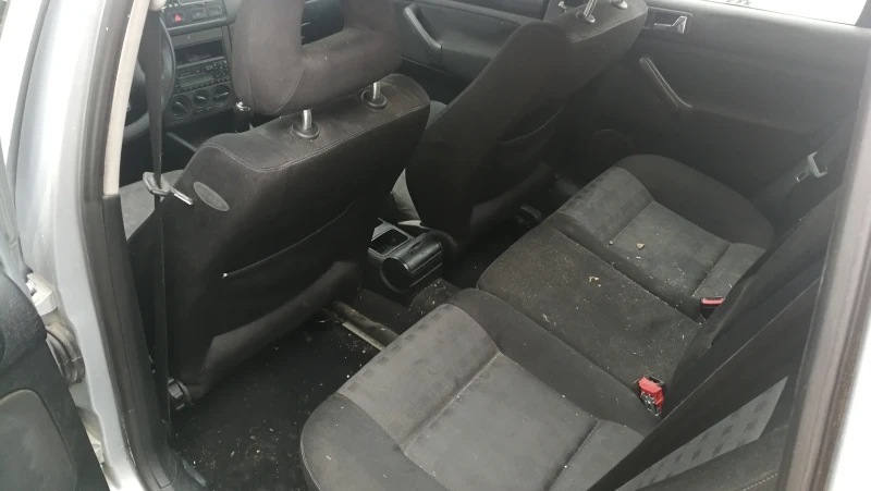 VW Golf Само на части, снимка 11 - Автомобили и джипове - 43549118