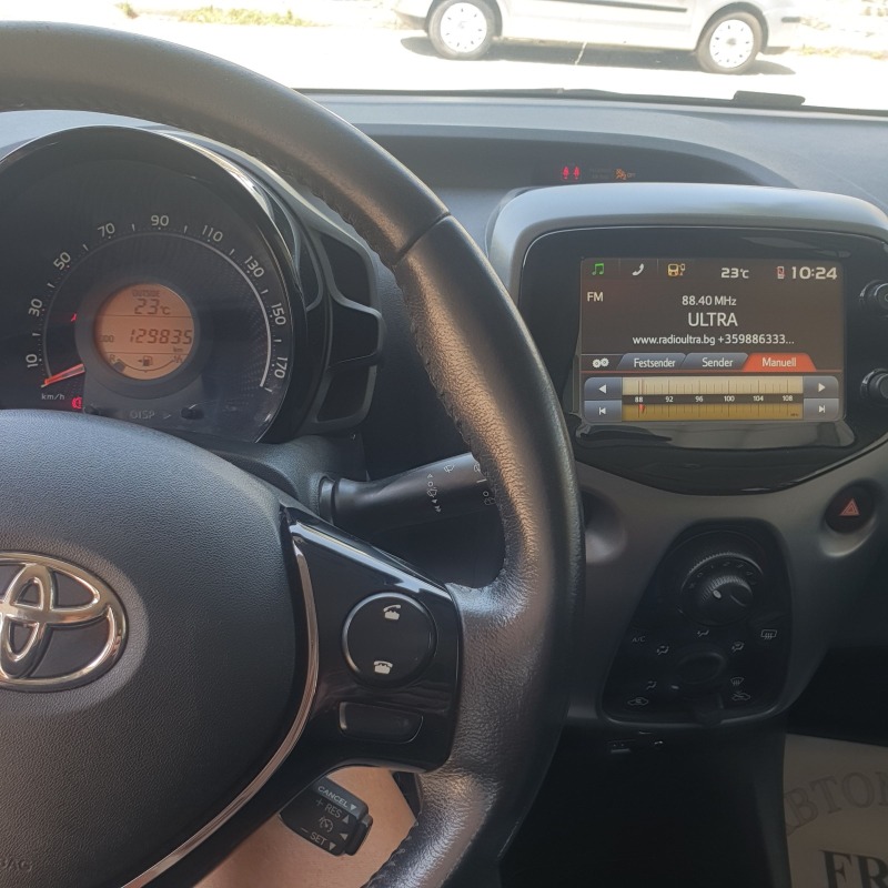 Toyota Aygo, снимка 6 - Автомобили и джипове - 46448408