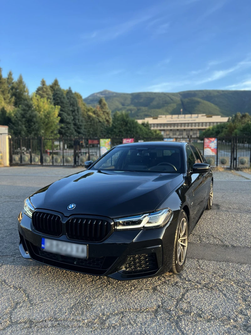 BMW 545 e xDrive M-Sport, снимка 1 - Автомобили и джипове - 46502161