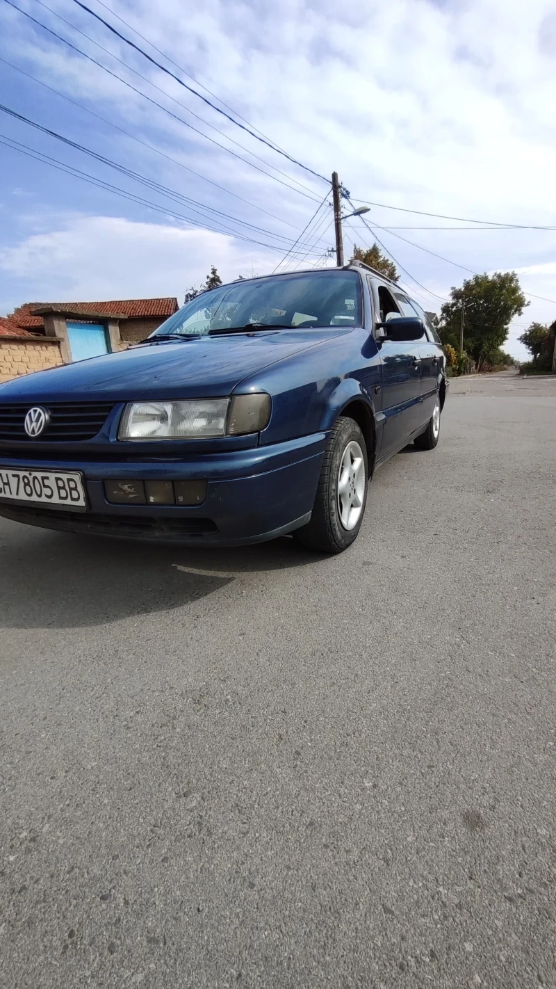 VW Passat, снимка 1 - Автомобили и джипове - 47472601