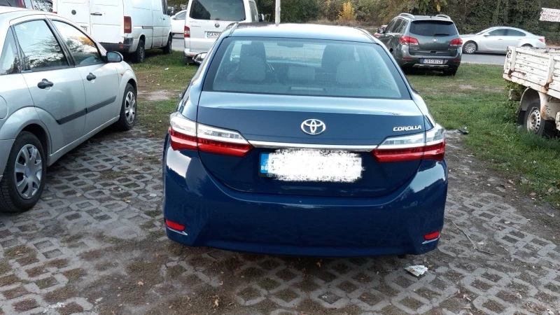 Toyota Corolla, снимка 3 - Автомобили и джипове - 47862372