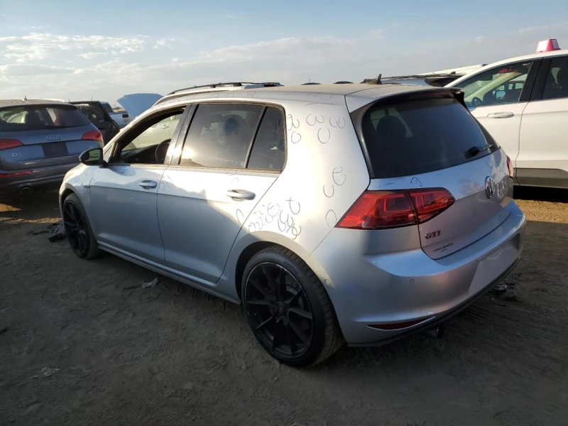 VW Golf GTI S* Keyless* Подгрев* Кожа* Шибидах* , снимка 2 - Автомобили и джипове - 48408195