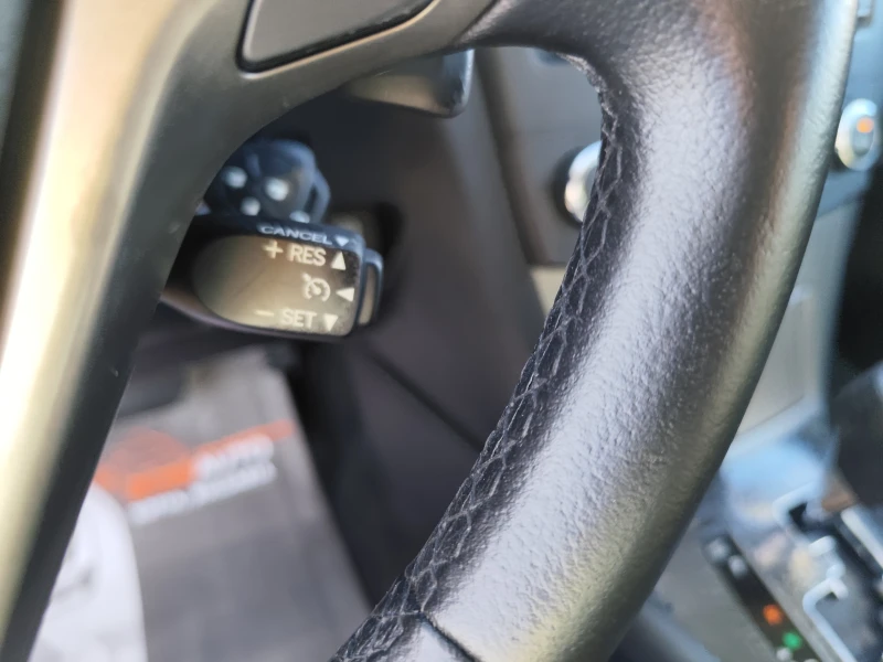 Toyota Avensis 2.0i* АВТОМАТИК* NAVI* LED* , снимка 10 - Автомобили и джипове - 52494104