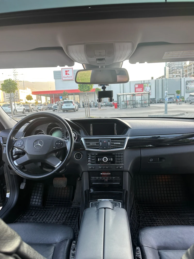Mercedes-Benz E 350, снимка 7 - Автомобили и джипове - 52997763