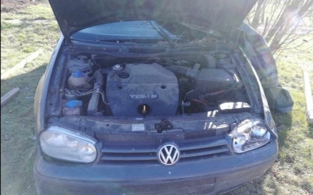 VW Golf Само на части, снимка 2 - Автомобили и джипове - 43549118