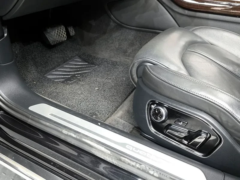 Audi A8 4.2 TDI QUATTRO, снимка 16 - Автомобили и джипове - 55096366