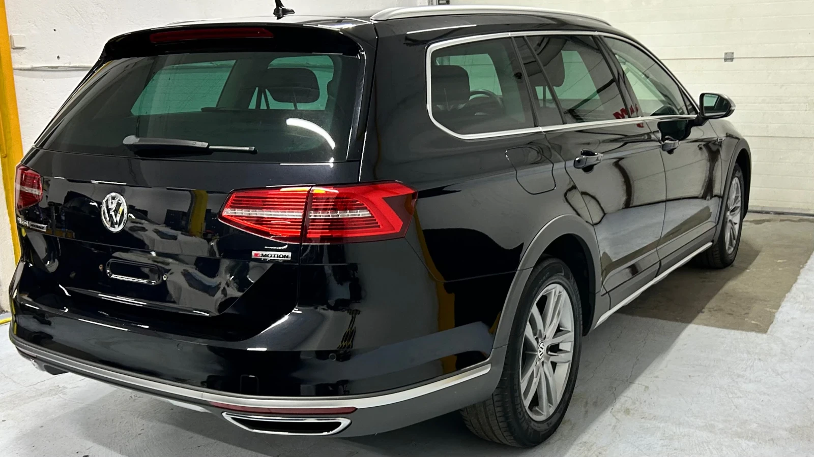 VW Passat Alltrack Highline 4motion - изображение 7