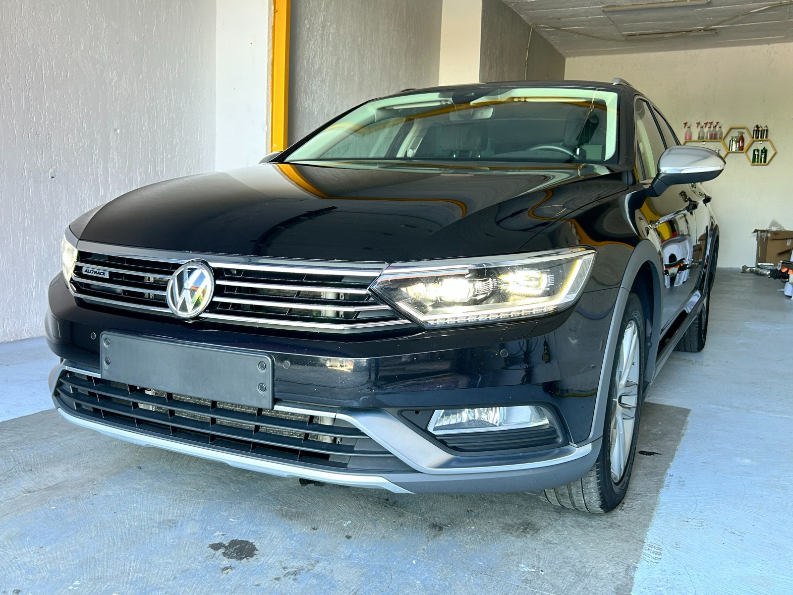 VW Passat Alltrack Highline - изображение 3